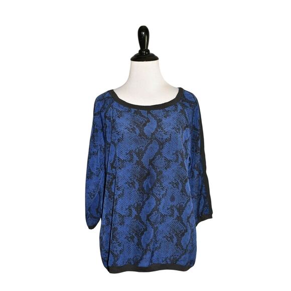 HARVÉ BENARD NEW $80 Blue Python Print Back Zip Blouse Medium - Picture 1 of 4